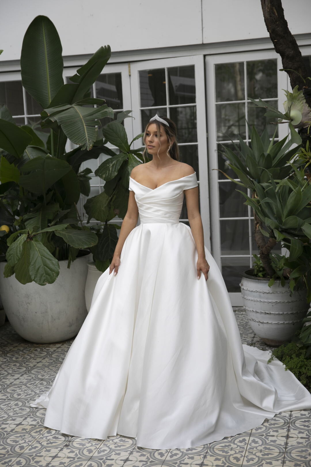 Elie Saab Australia s Official Stockist Helen Rodrigues Bridal